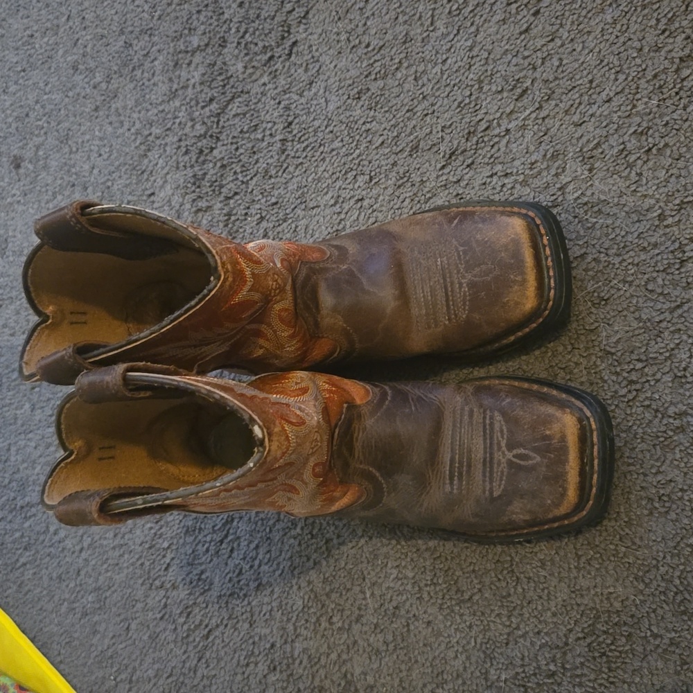 Boys cowboy boots